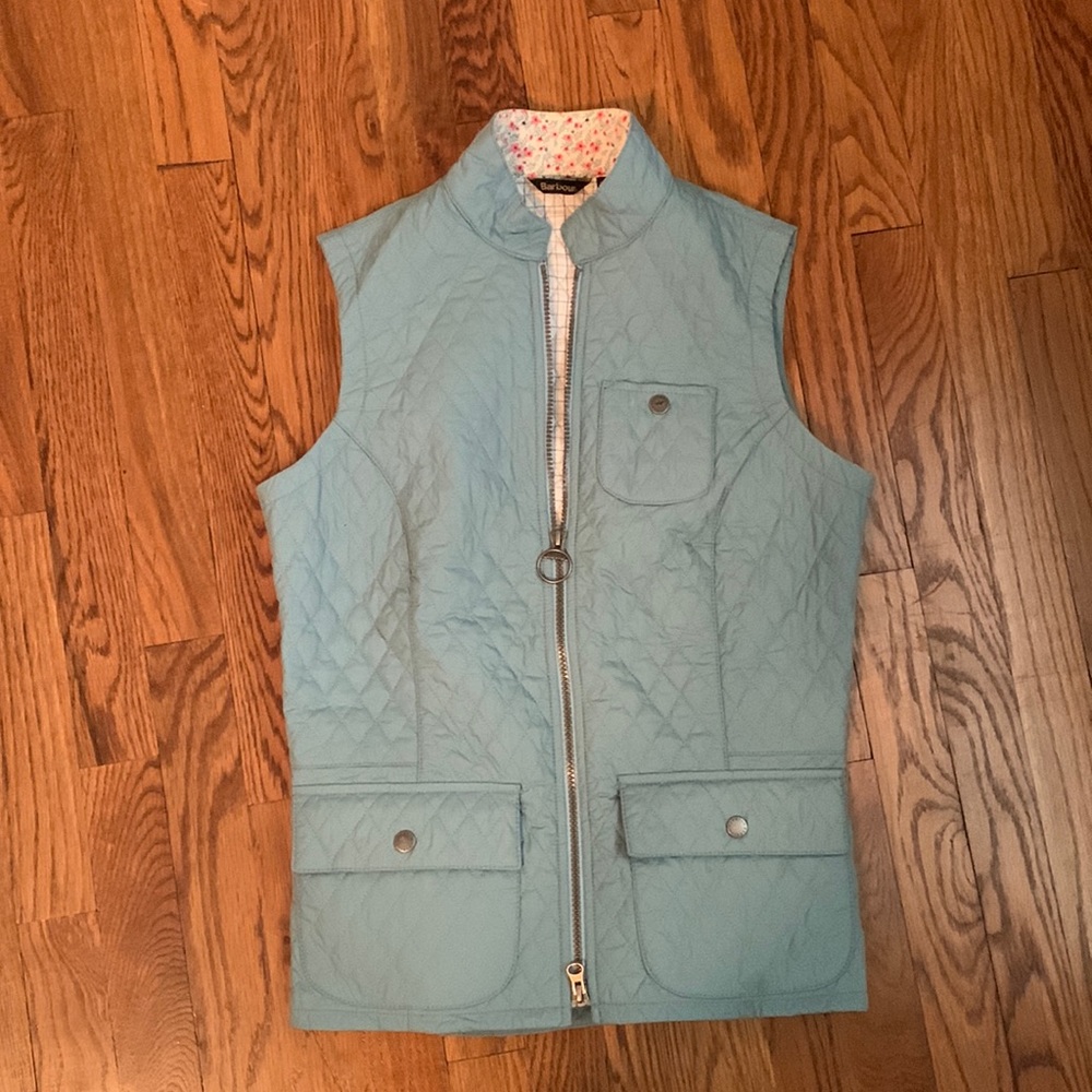 Women’s size 6 Barbour horse riding vest